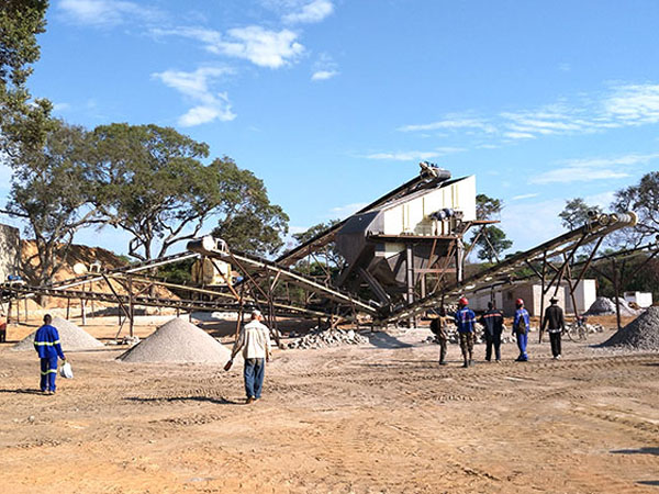 碎石機(jī)械設(shè)備一套多少錢(qián)？