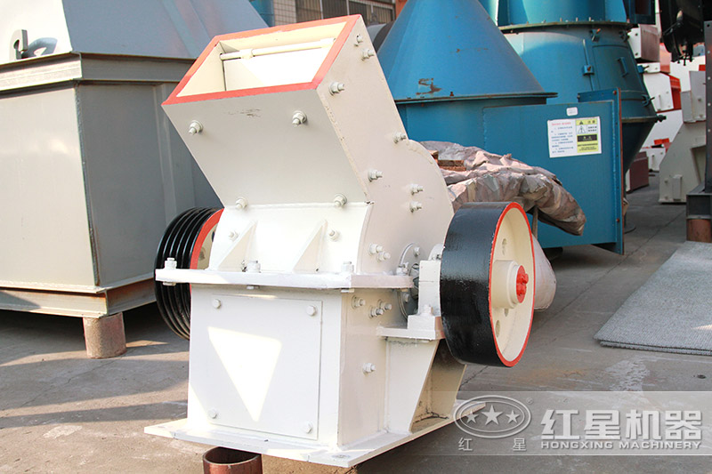 錘式制砂機體積小，占地面積少