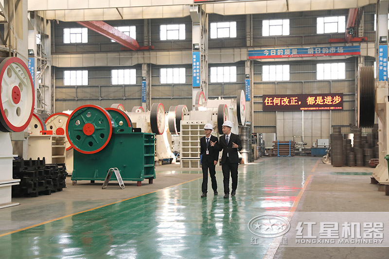 客戶來廠參觀57鄂破車間 客戶來廠參觀57鄂破車間