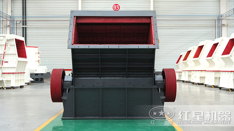 反擊破碎機(jī)中細(xì)碎設(shè)備 反擊破碎機(jī)中細(xì)碎設(shè)備