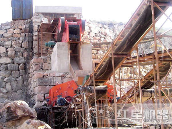 破碎機(jī)現(xiàn)場(chǎng)圖片 破碎機(jī)現(xiàn)場(chǎng)圖片