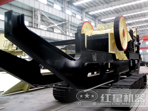 履帶式破碎機(jī) 履帶式破碎機(jī)