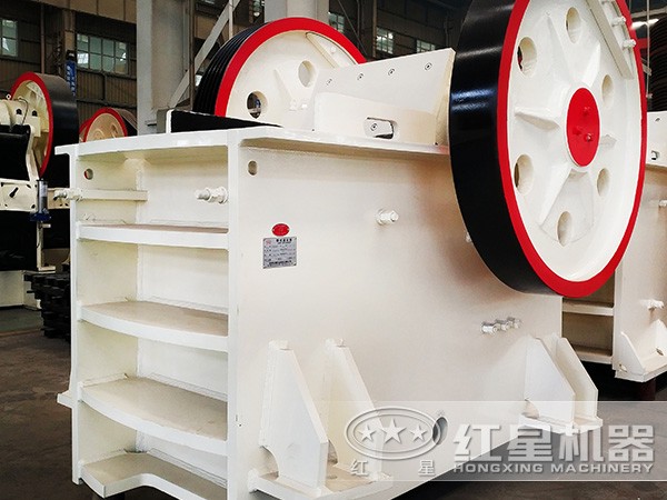 小型鄂破機(jī) 小型鄂破機(jī)