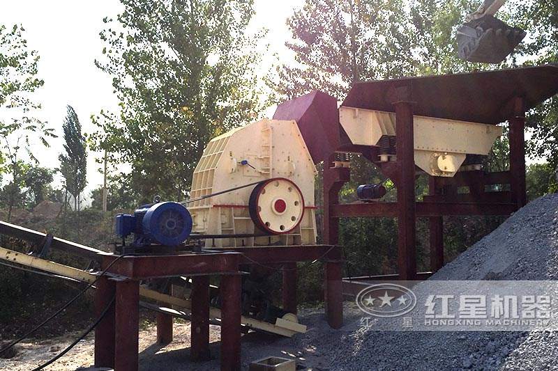 碎石破碎機(jī)生產(chǎn)線錘式破碎機(jī)，產(chǎn)量不一樣，客戶可以根據(jù)實(shí)際需求進(jìn)行選購(gòu)