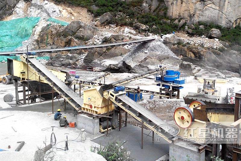 機制砂生產(chǎn)線現(xiàn)場