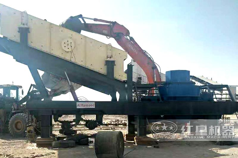  小型移動河卵石制砂機施工現(xiàn)場圖片