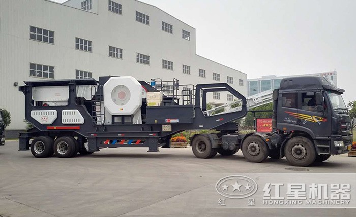 移動(dòng)式礦石破碎機(jī)發(fā)貨圖 移動(dòng)式礦石破碎機(jī)發(fā)貨圖