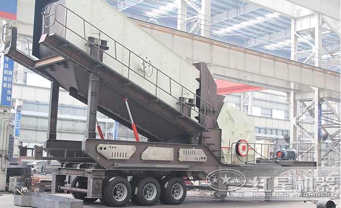 紅星鵝卵石打石機破碎、篩分一體化作業(yè)