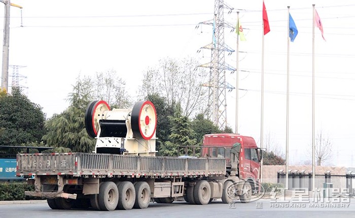 小型粗碎機發(fā)貨圖 小型粗碎機發(fā)貨圖