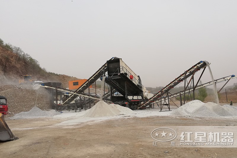 移動砂石破碎站生產現場 移動砂石破碎站生產現場