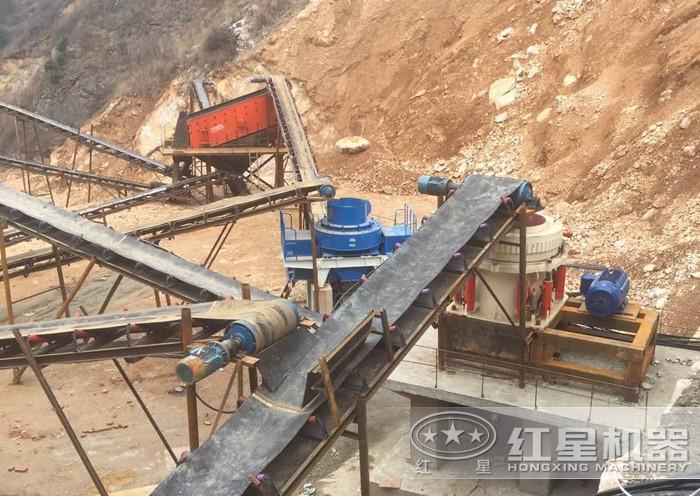 石子生產(chǎn)線現(xiàn)場(chǎng) 石子生產(chǎn)線現(xiàn)場(chǎng)