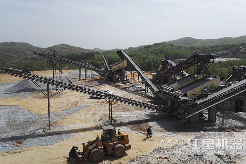 石頭破碎沙子生產(chǎn)線現(xiàn)場