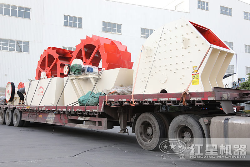 顎式破碎機、重錘式破碎機發(fā)貨圖