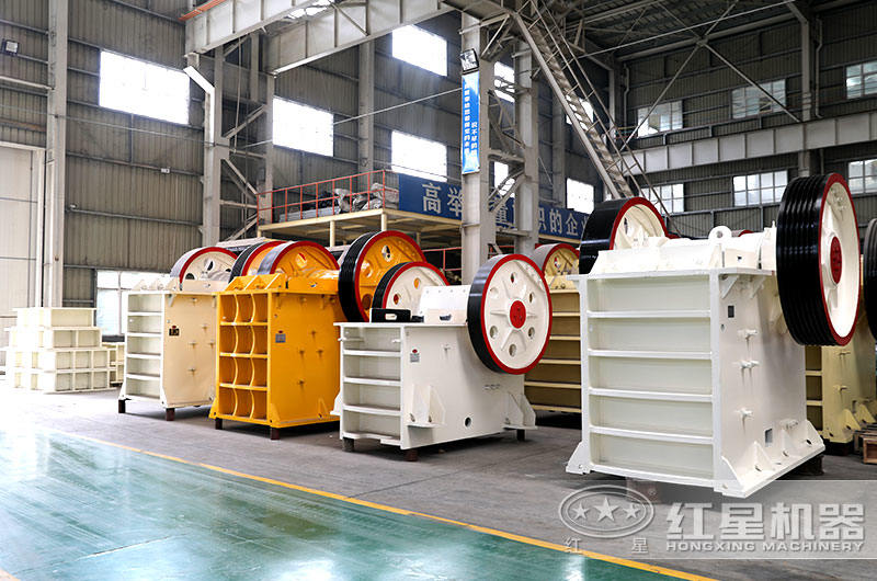 頭破碎石機(jī)車間，可隨時(shí)參觀