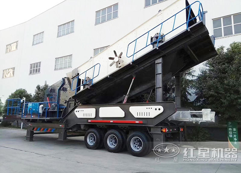 掛上車頭就能跑，輕松穿越平地、山路、沼澤