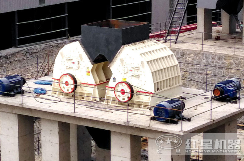 兩臺(tái)錘破共同作業(yè)，提高效率