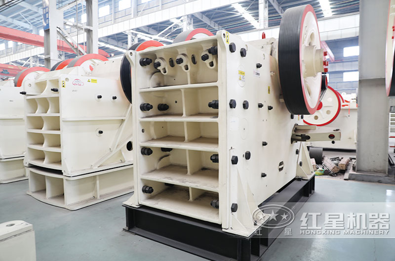 每小時(shí)500噸大型破碎機(jī)多少錢一臺(tái)？