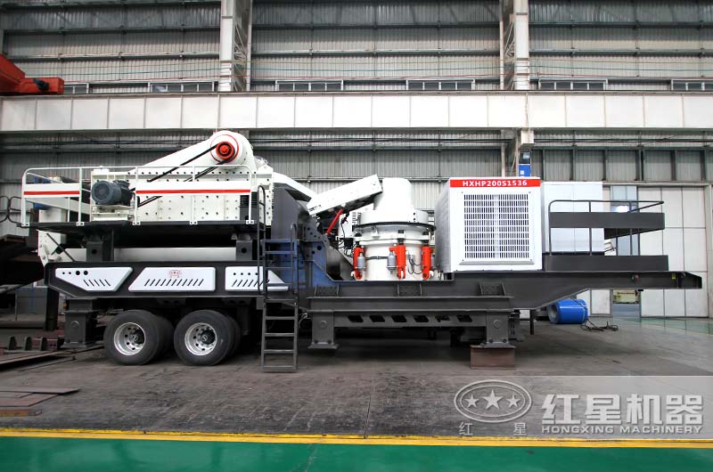 移動(dòng)式圓錐破碎機(jī)，上圖