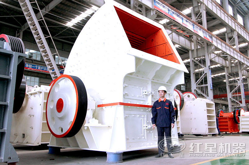 一次成型的石子軋石設(shè)備，出料粒形好