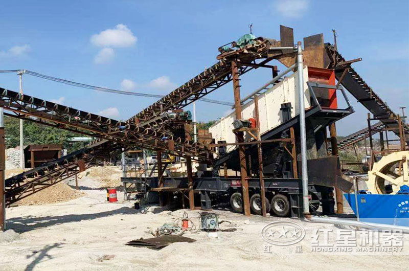 河卵石移動式制砂機(jī)現(xiàn)場